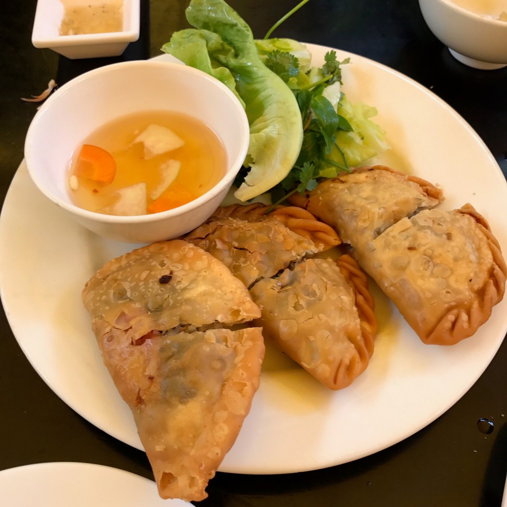 Banh Goi @ Quan An Ngon