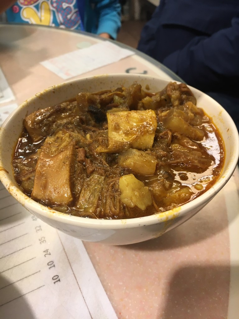 Curry tendon beef brisket noodles @ Kau Kee Restaurant