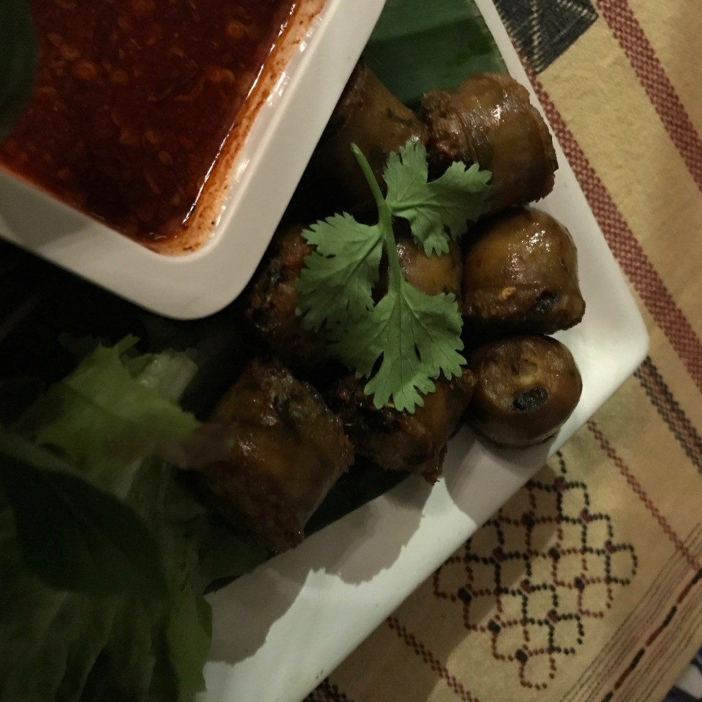 Northern Thai sausages @ Huen Phen. Photo credit: Aaron.
