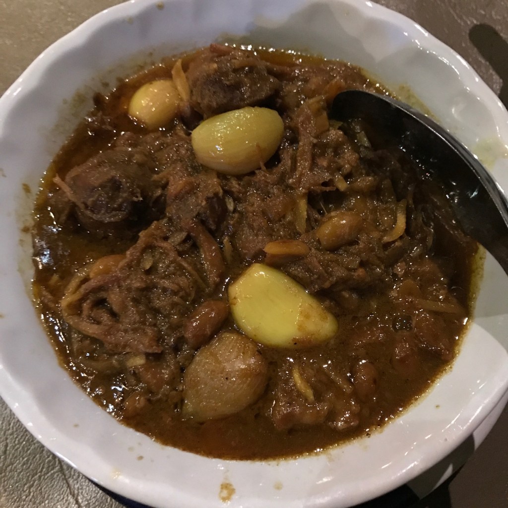  Burmese-style pork curry @ Tom Tem Toh. Photo credit: Aaron.