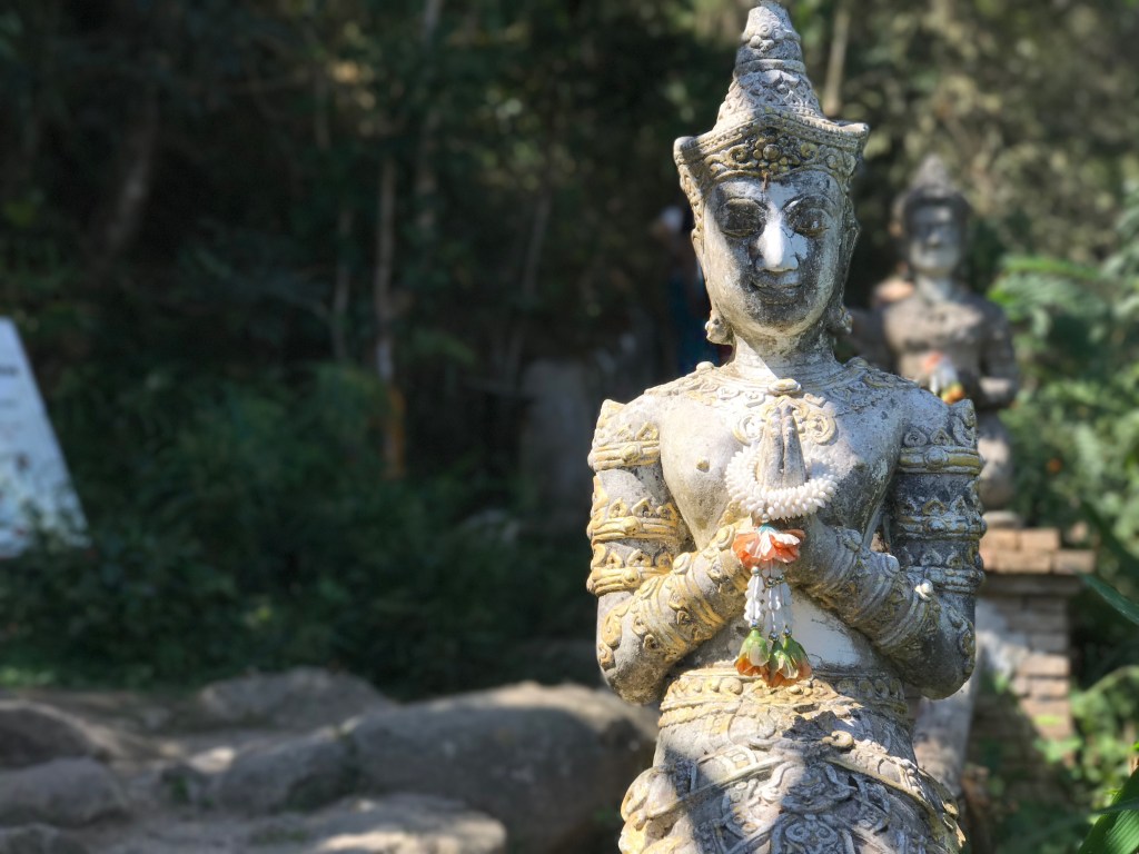 Statue @ Wat Pha Lat.