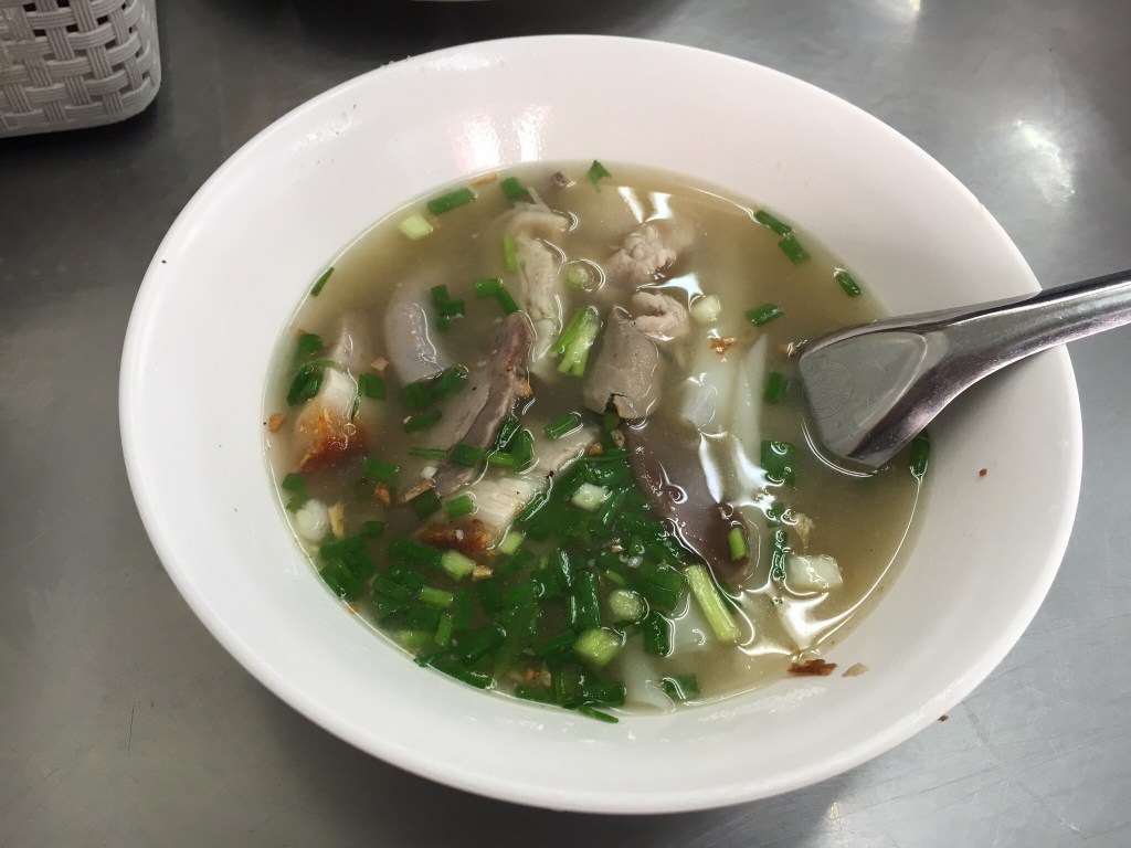 Kuay Jab @ Nai-Ek Roll Noodles