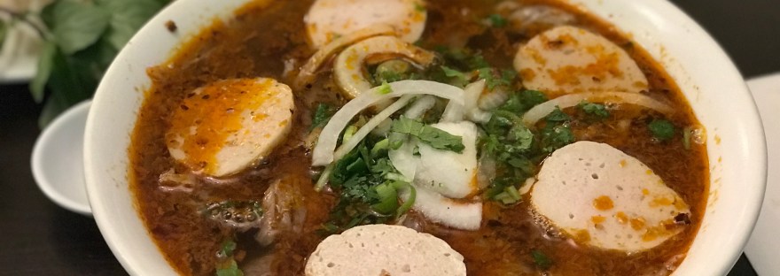 Bun bo hue @ Pho Tuan