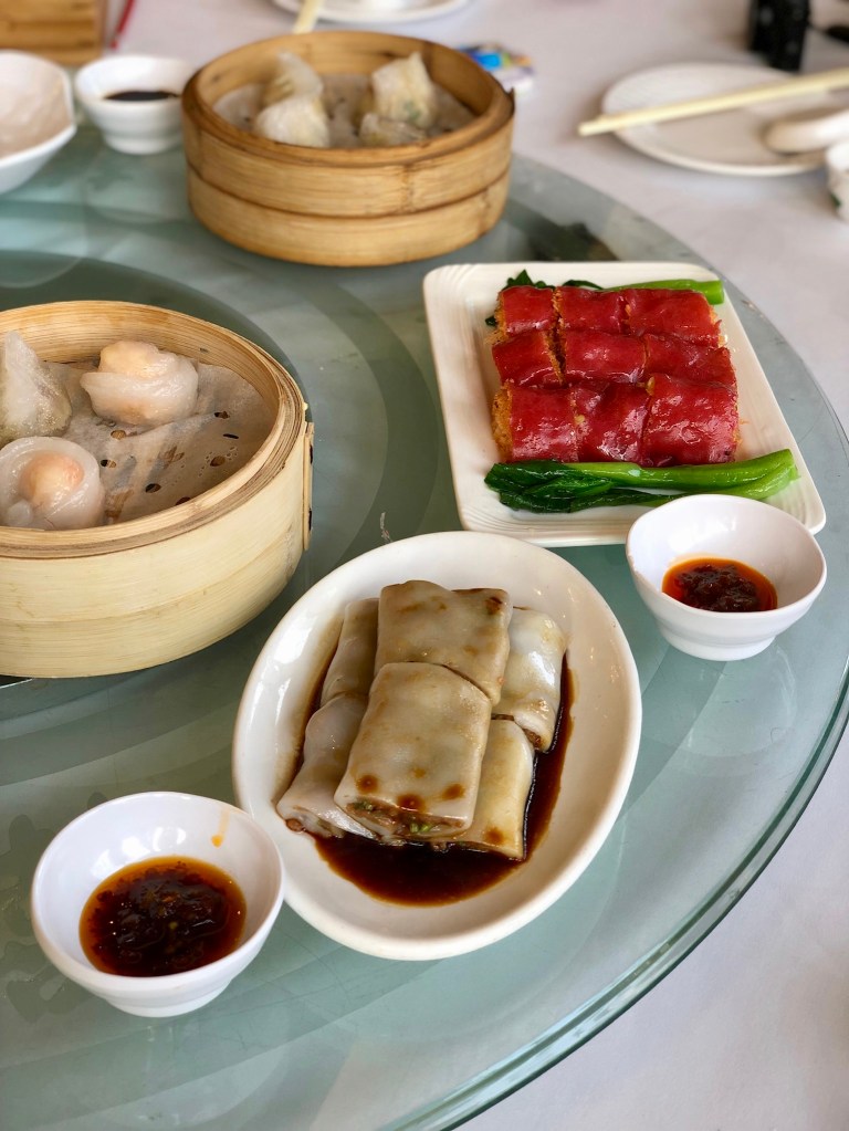 Rice noodle rolls @ 稻香酒家﻿