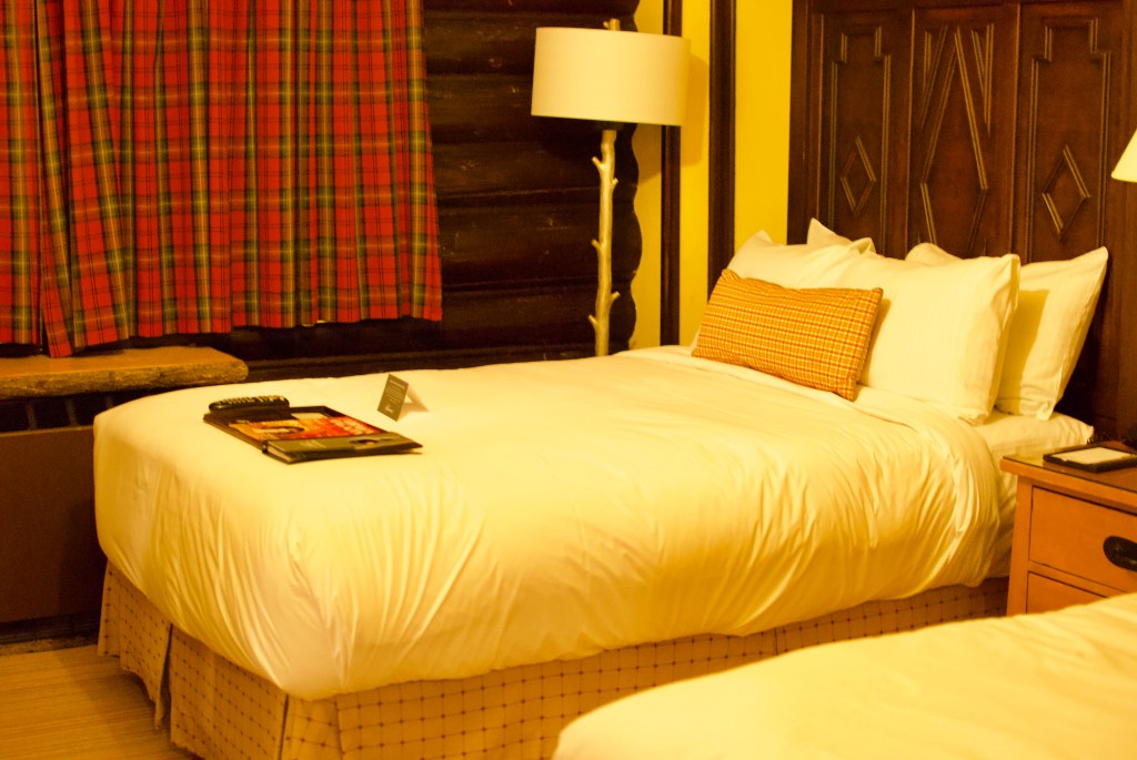 Standard double room @ Fairmont Chateau Montebello